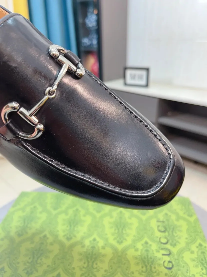 Men's shoes 💰500🌹🌹【GUCCI】The most popular classic Gucci leather shoes. Synchronized with the official website, the upper is made of Italian first-layer cowhide ➕cowhide lining, with unique brand and unique craftsmanship. Highlighting the hot style of the new year. Stop hesitating, stop wandering, get it now. Number: 38--44